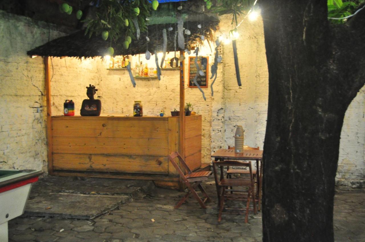 Z-18 Hostel バヘイリーニャス エクステリア 写真